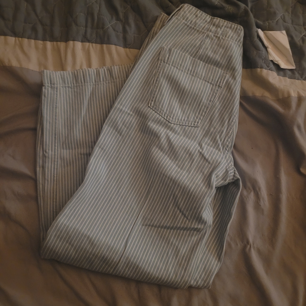 Old Navy Women's High Rise Striped Gray Jeans